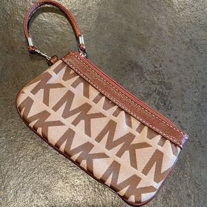 NWOT Michael Kors Brown Wristlet